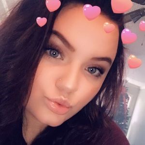 Meet your Posher, Cayla